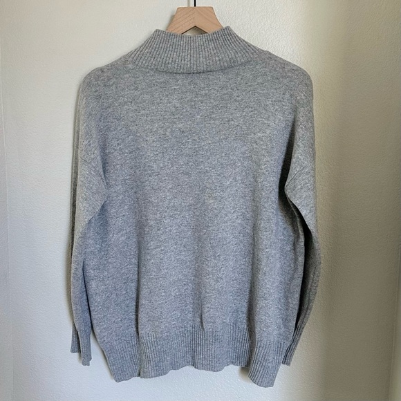 EILEEN FISHER NWT M L Italian Cashmere Mock Neck Top Sweater in Moon Gray - Picture 4 of 10